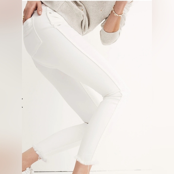 Madewell 10" High_rise Skinny Crop Color White Size 25 Button front - Picture 3 of 12